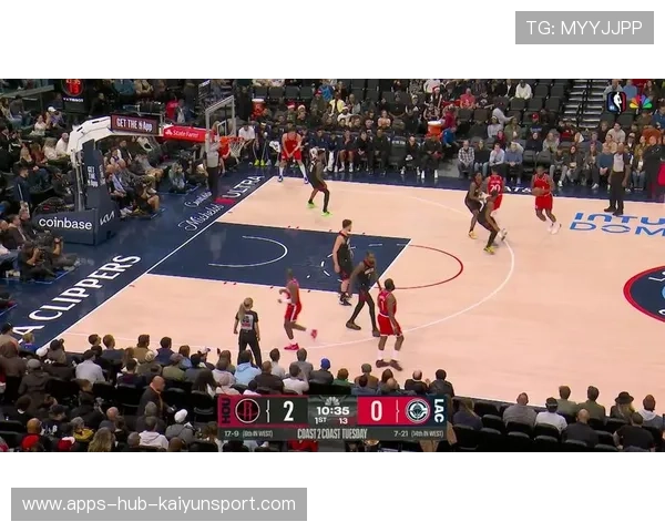 NBA快船莱昂纳德中距离跳投稳定如常:探索幕后训练与装备之路 NBA快船莱昂纳德中距离跳投稳定如常:探索幕后训练与装备之路